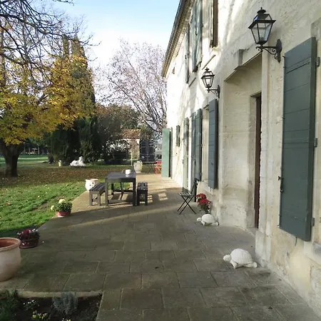Bed and breakfast Mas Les Lecques Beaucaire (Gard)