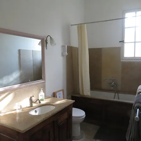 Bed and breakfast Mas Les Lecques Beaucaire (Gard)