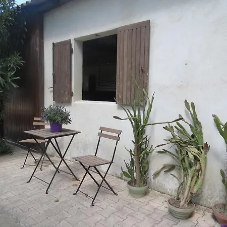 Mas Les Lecques Bed and breakfast